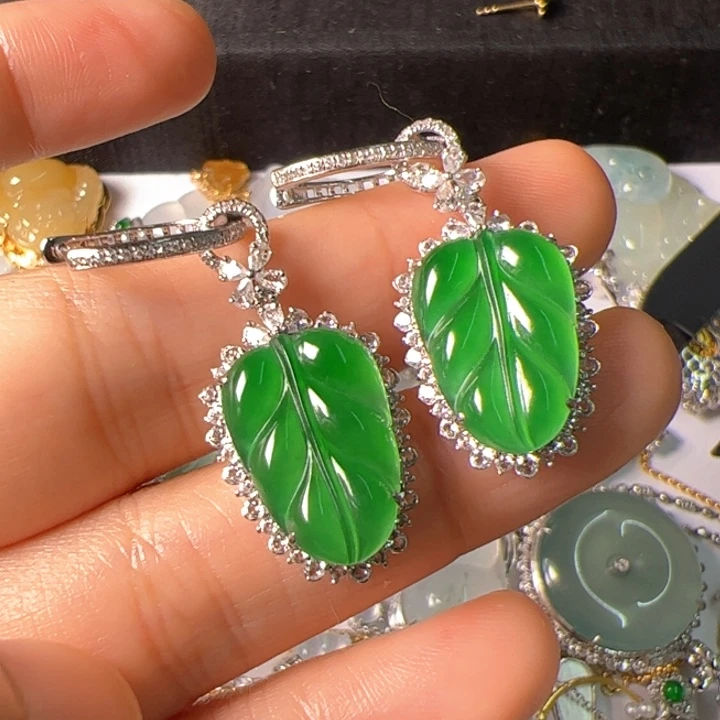 翡翠18K金镶嵌耳饰翡翠吊坠项链