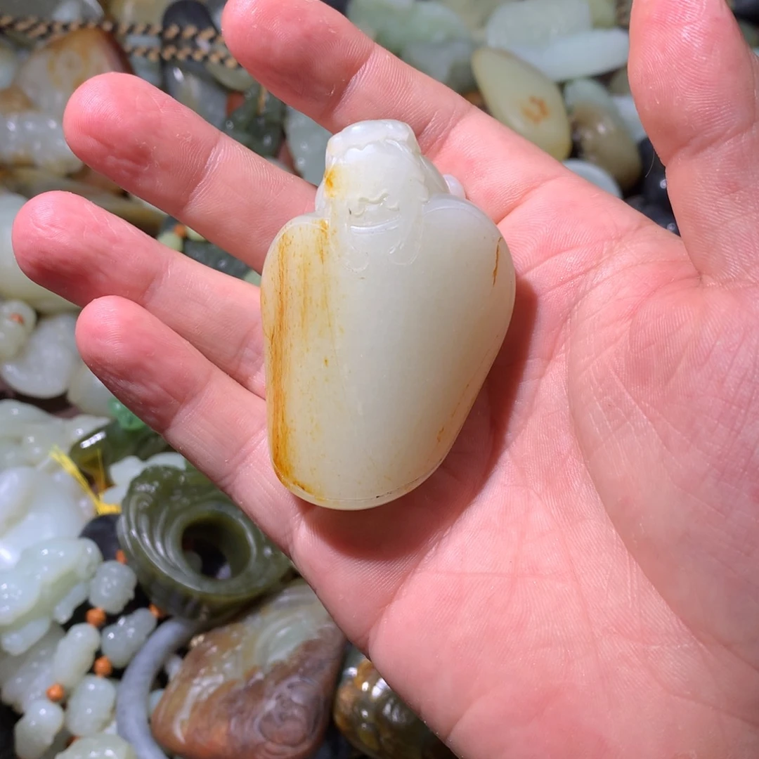 和田玉（糖玉）未镶嵌挂件