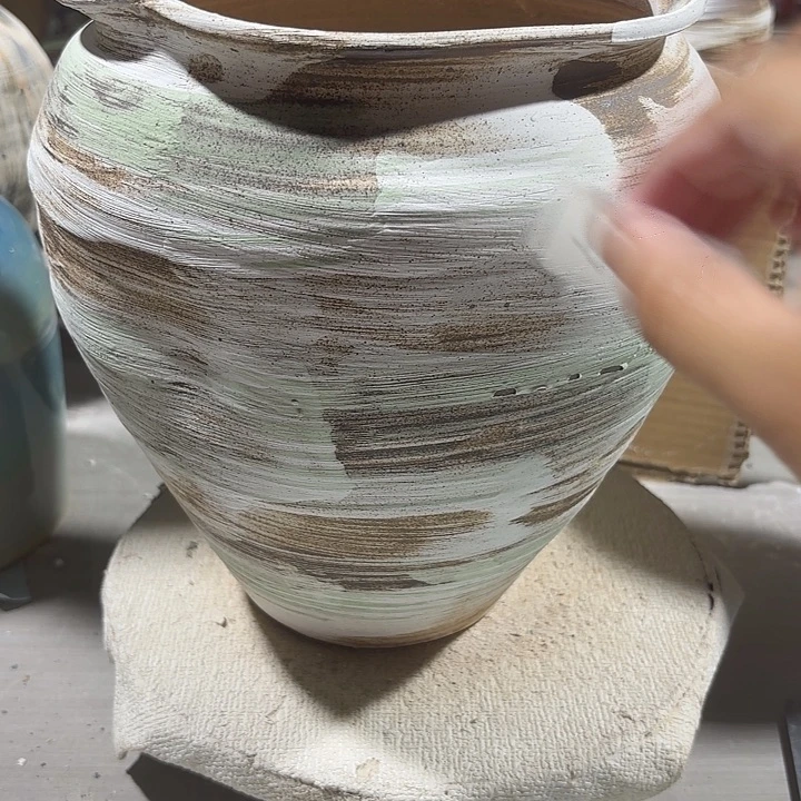 摆件高26，口18，瑕疵处理，190，有孔