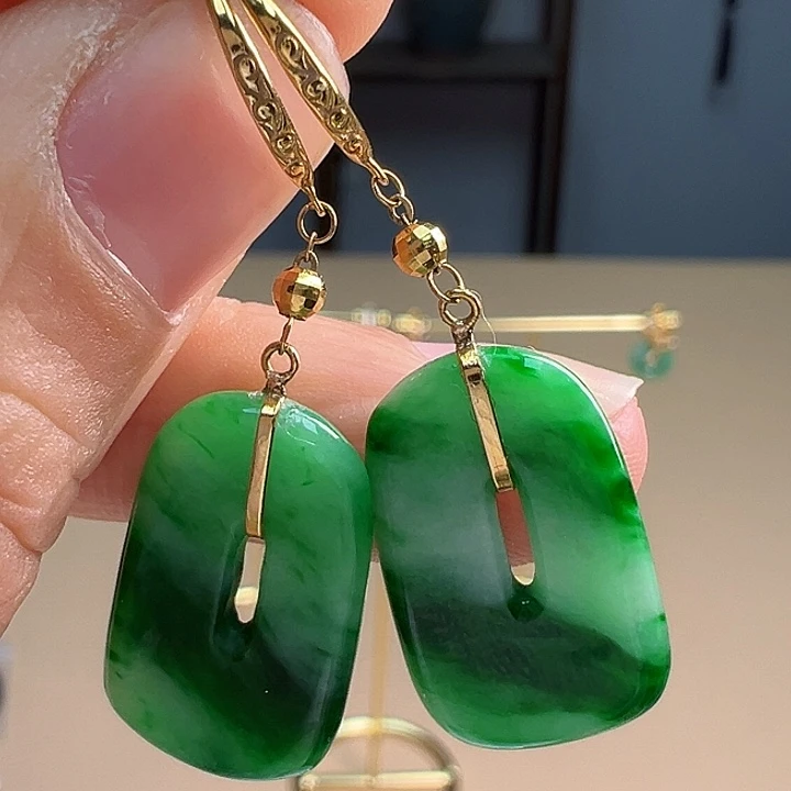 翡翠耳饰18K金镶嵌耳饰