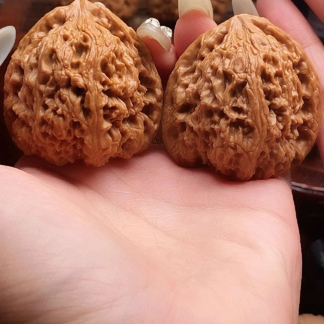 立***佛吊坠文玩核桃南疆