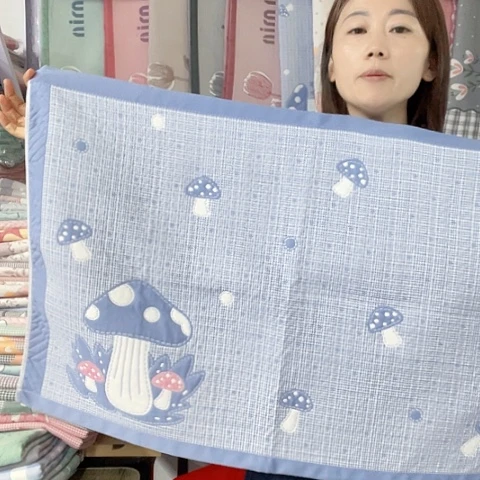 棉纱布蓝色小蘑菇