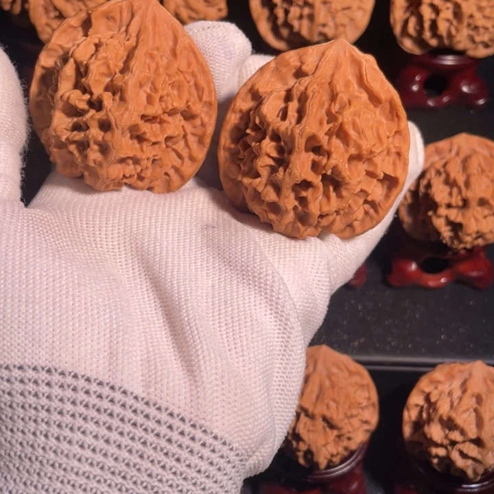 吊坠文玩核桃48官帽67克