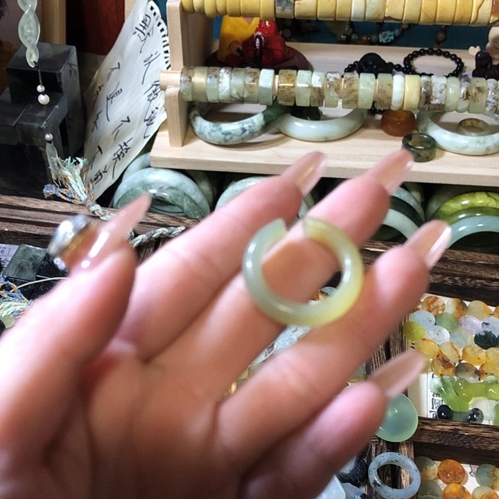 岫玉岫玉耳夹未镶嵌