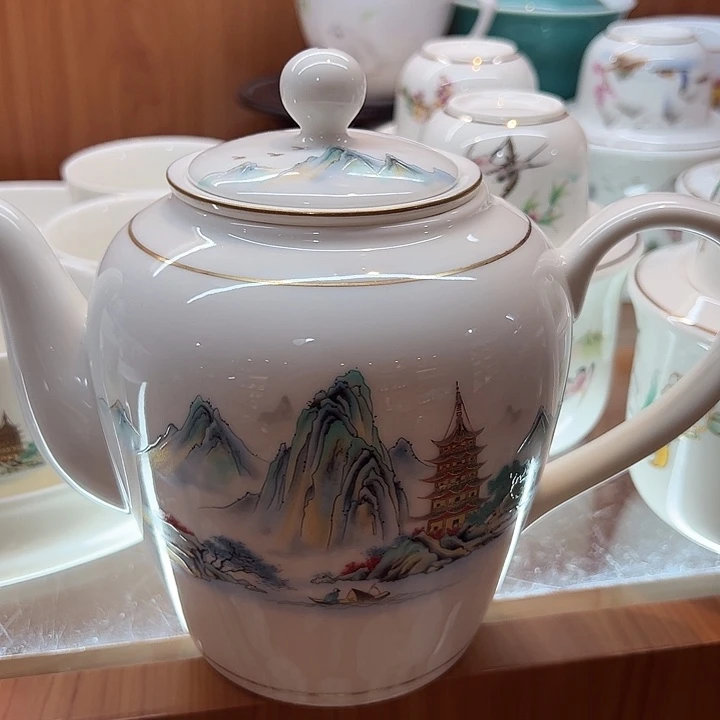 陶瓷茶壶哈哈哈哈哈