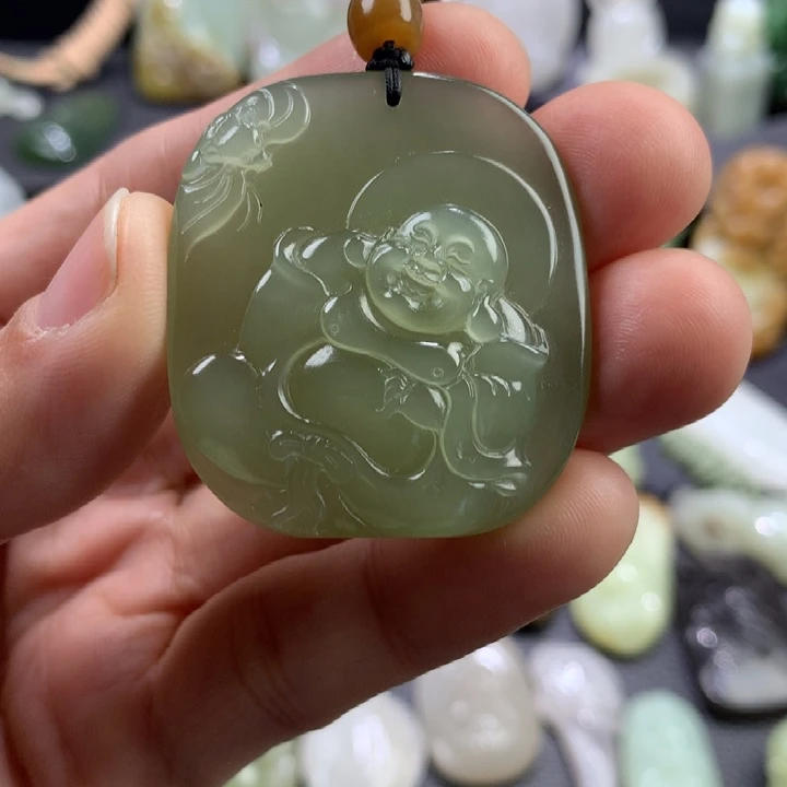 和田玉未镶嵌颈饰