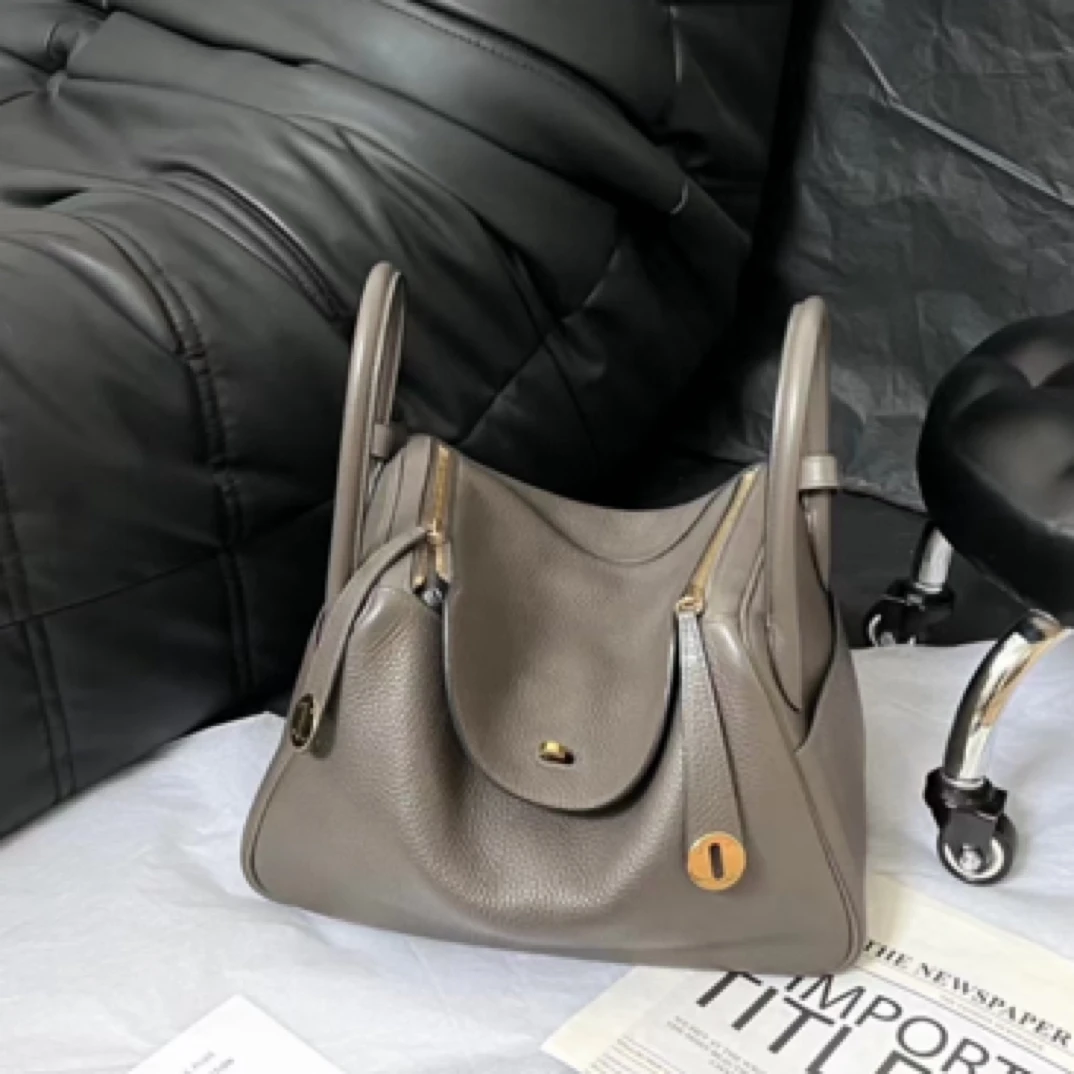 99新 Hermes/爱马仕 lindy30锡器灰金扣X单肩