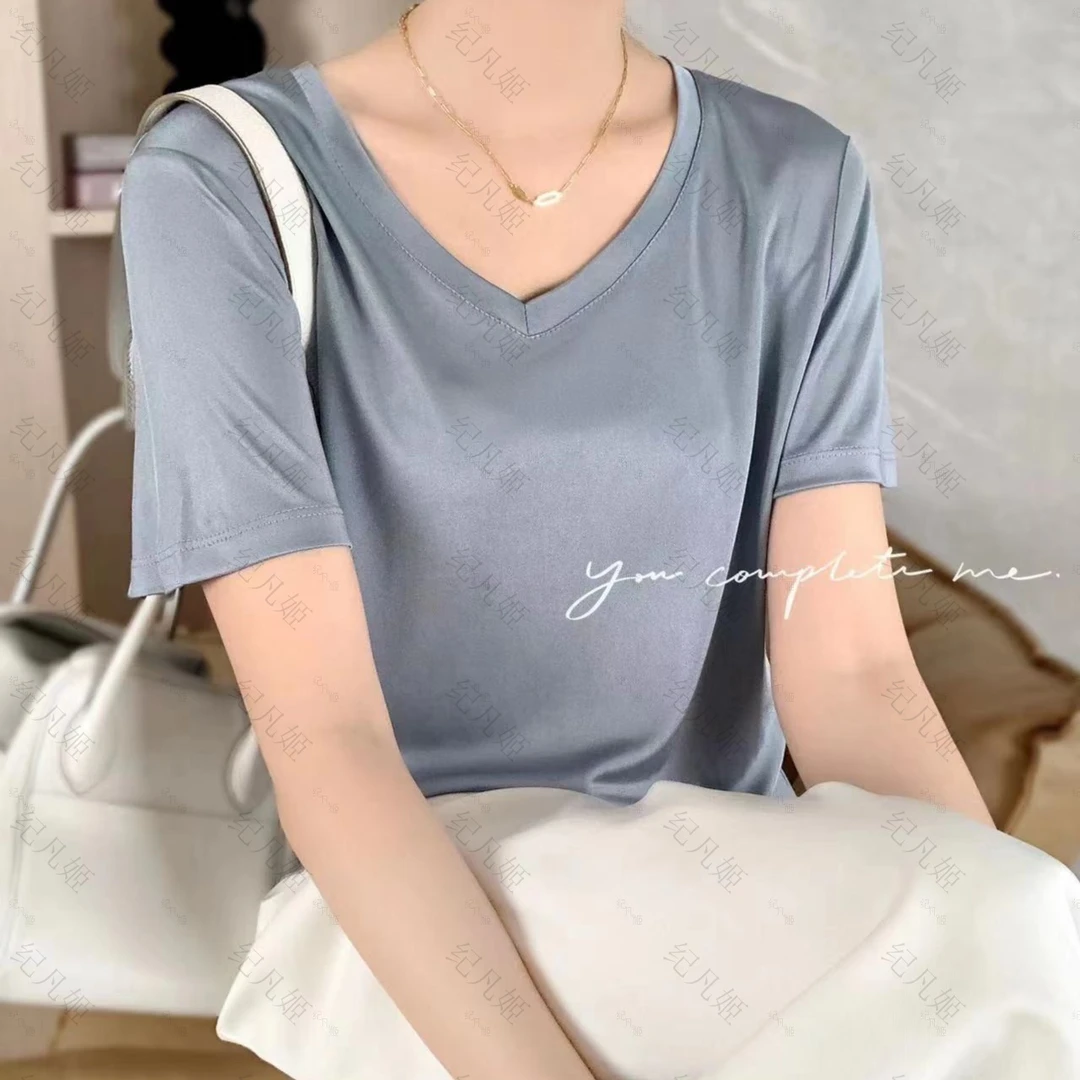 纪凡姬/22-733-简约夏季高级感V领气质别致醋酸T恤女