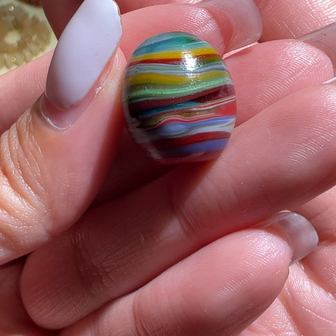 琉璃颈饰各种各样的