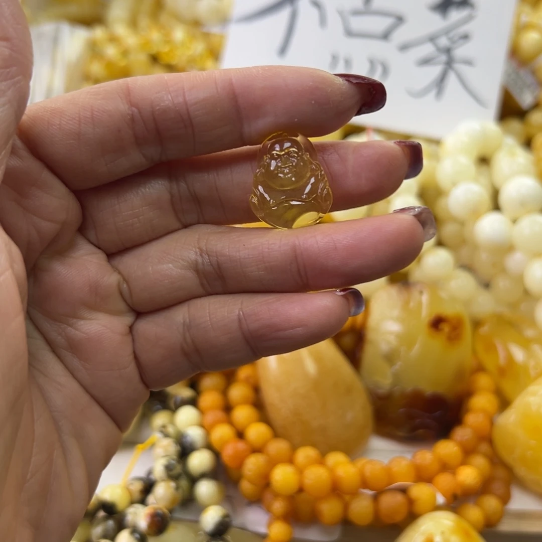 琥珀珠宝奇石未镶嵌