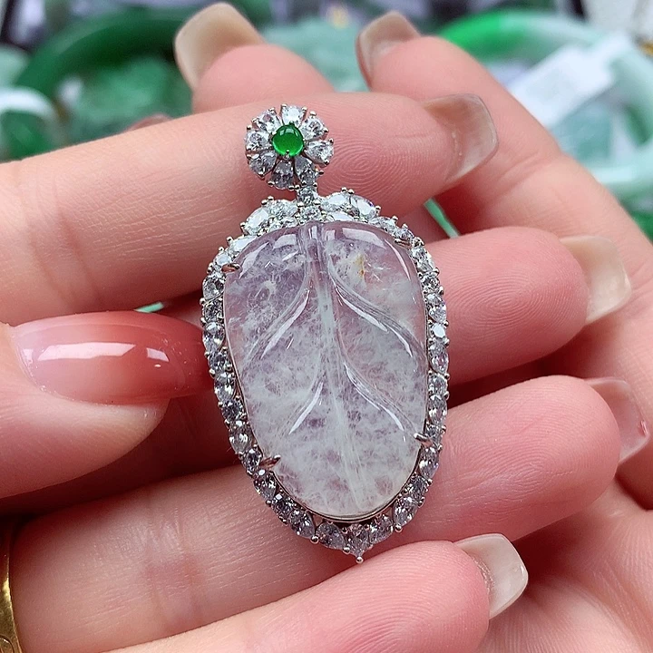 翡翠银S925镶嵌颈饰翡翠