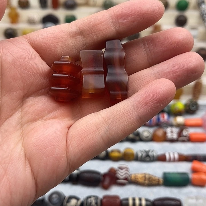 未镶嵌颈饰玛瑙/玉髓