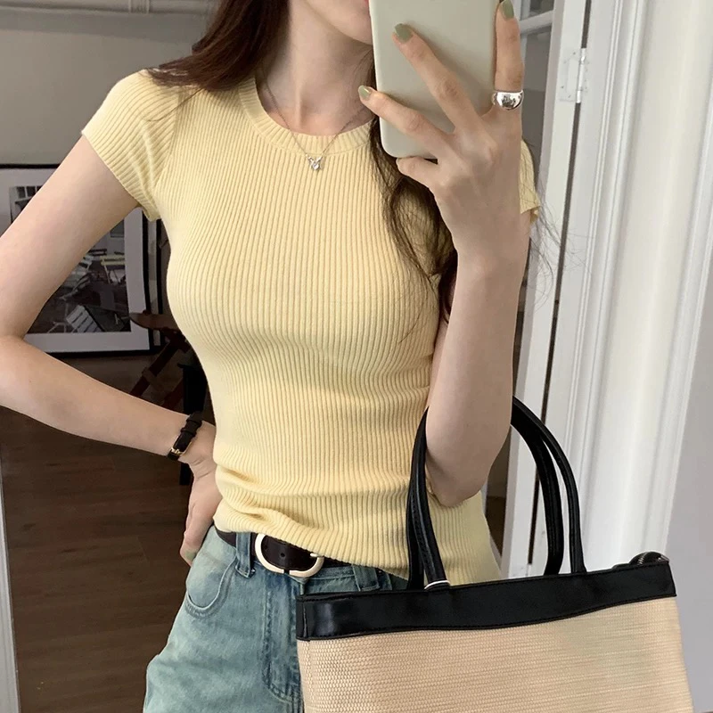 纯欲风修身百搭显瘦设计上衣