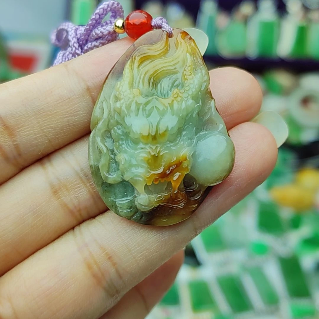 翡翠未镶嵌颈饰68