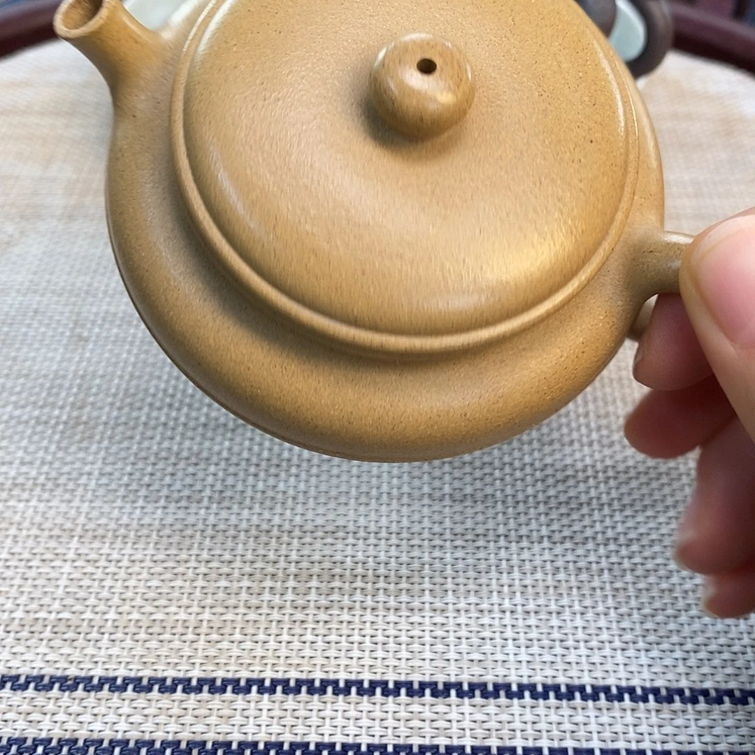 茶壶紫砂黄龙山原矿紫泥制作