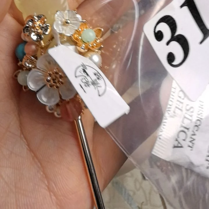 铜合金无发簪一支
