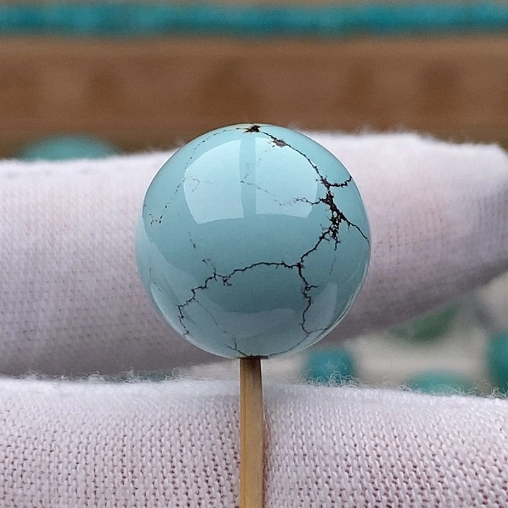 绿松石未镶嵌珠宝奇石16