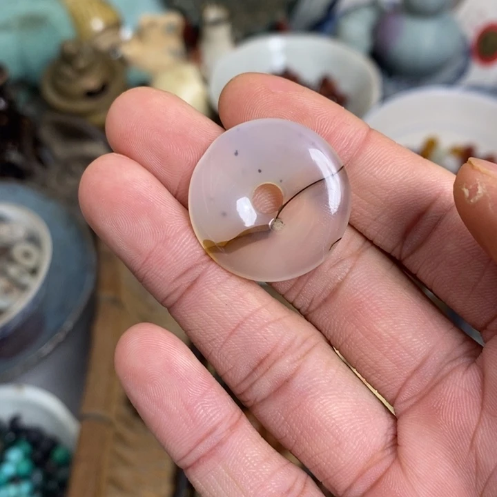 玛瑙/玉髓合金颈饰玛瑙平安扣 摆件 微瑕