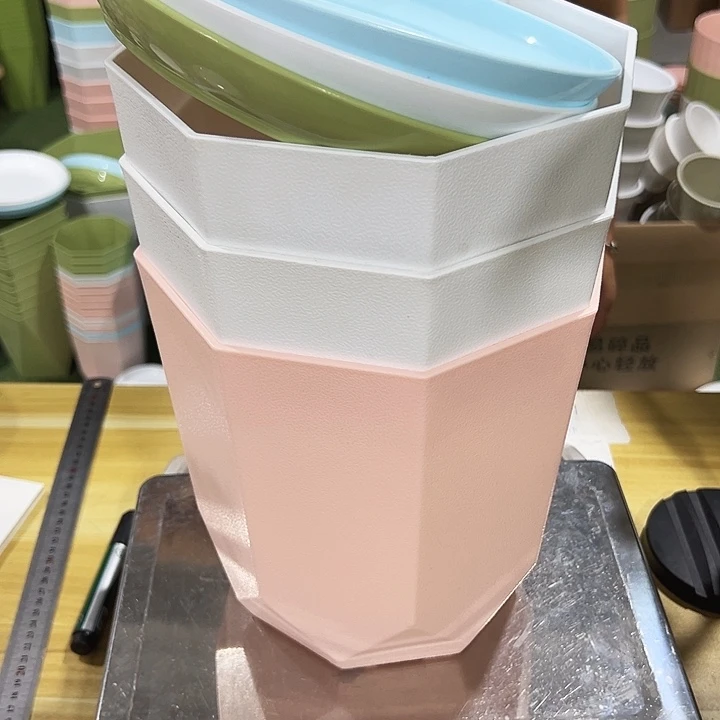 FC220口22高24混色带托3只