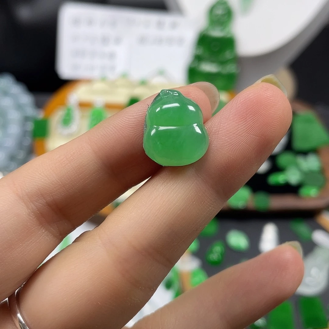 翡翠未镶嵌颈饰林亦珠宝葫芦