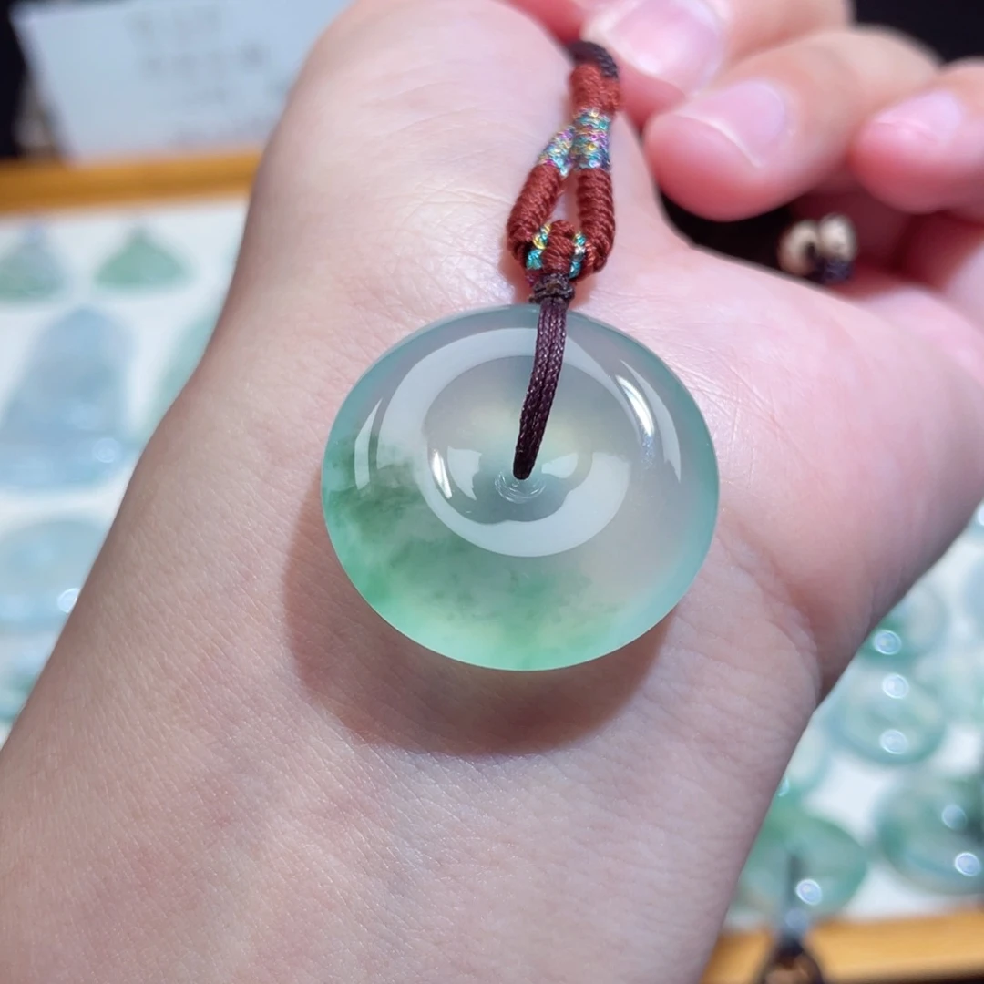 颈饰未镶嵌翡翠扣子