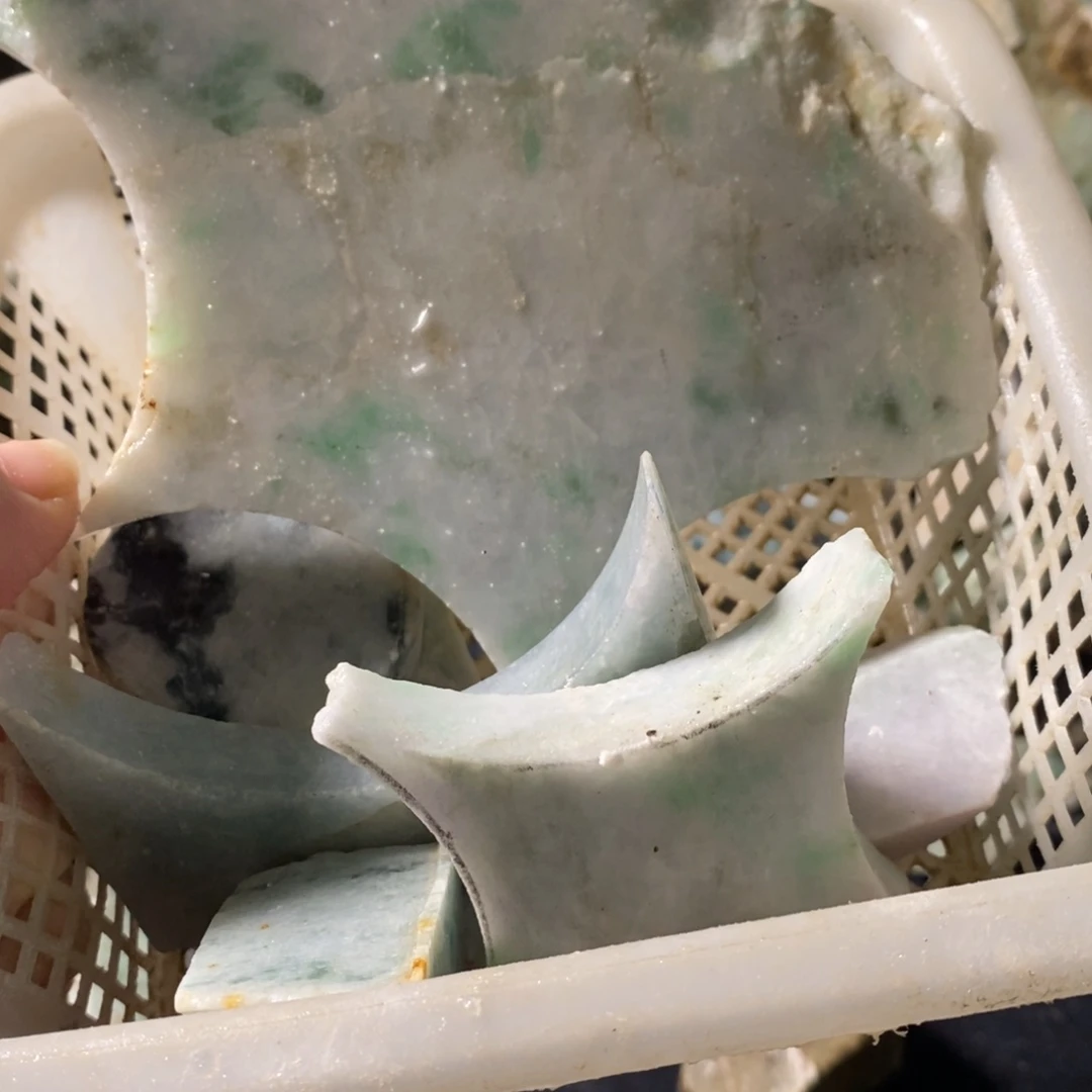 颈饰未镶嵌翡翠深***海天然翡翠