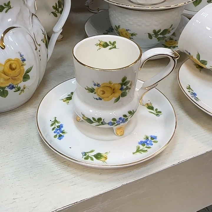 鹿与海陶瓷有限公司