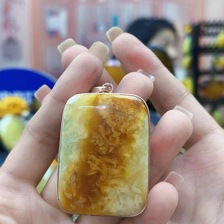 琥珀银S925镶嵌颈饰吊坠