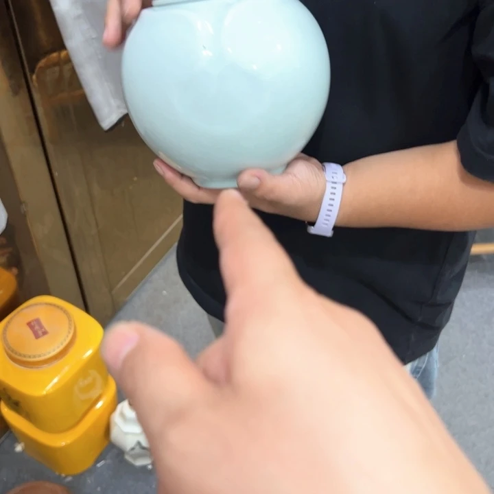 瑕疵福利品陶瓷茶叶罐介意勿拍