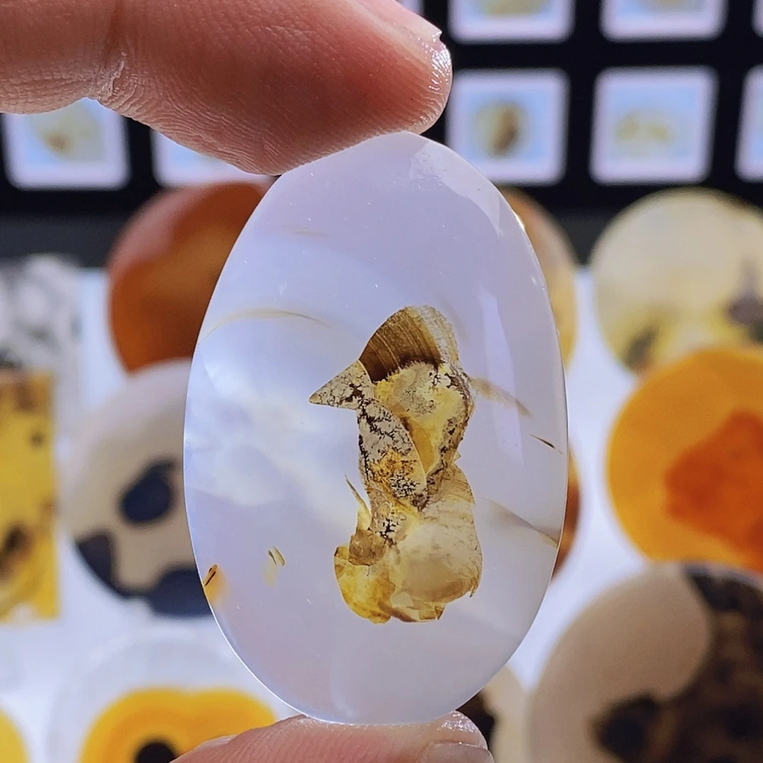 纵***横玛瑙/玉髓未镶嵌吊坠(不含链)