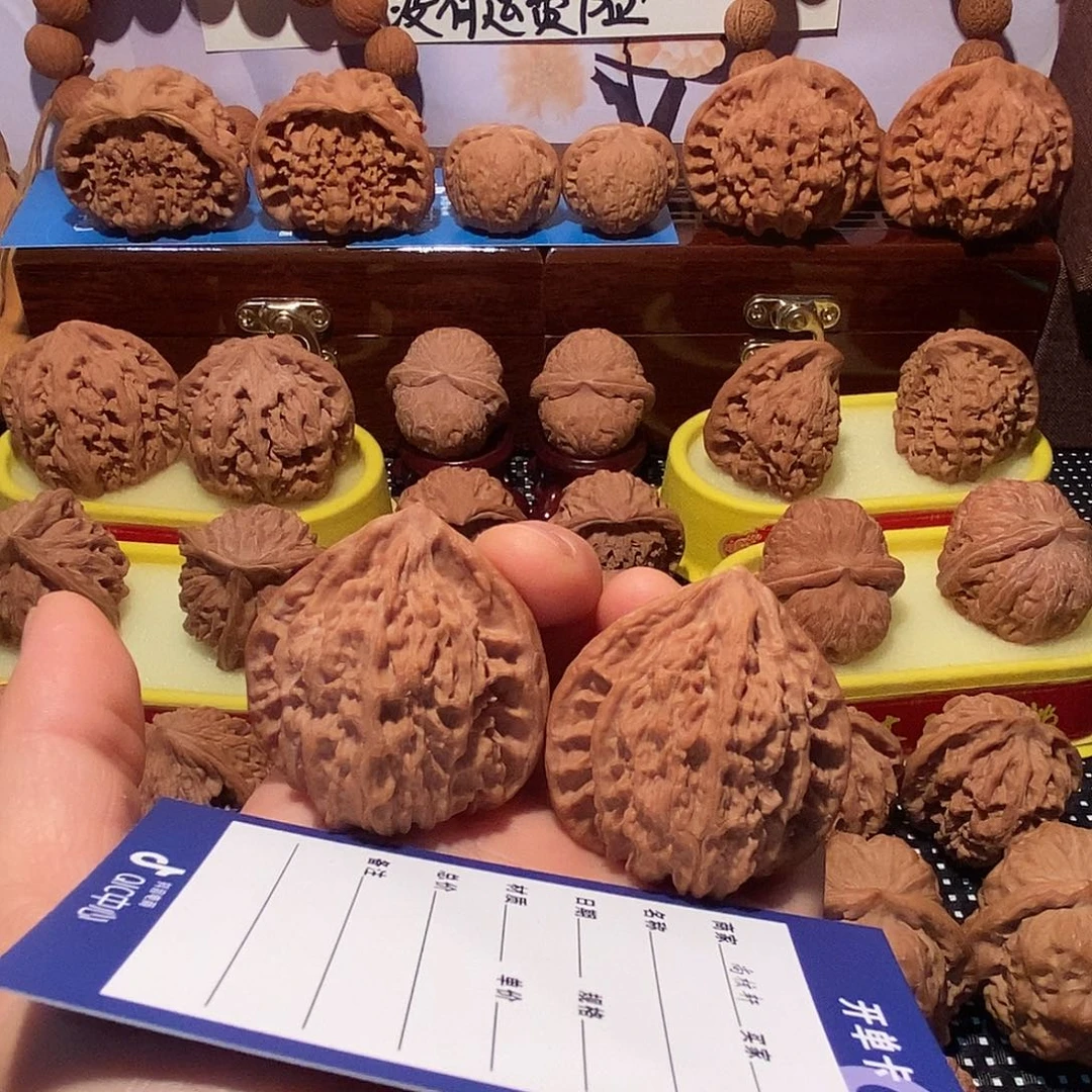 高***y文玩核桃把件文玩核桃鹿台狮子头全品