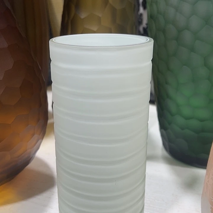 手工艺品琉璃白瓷磨刻花瓶花器高20口8