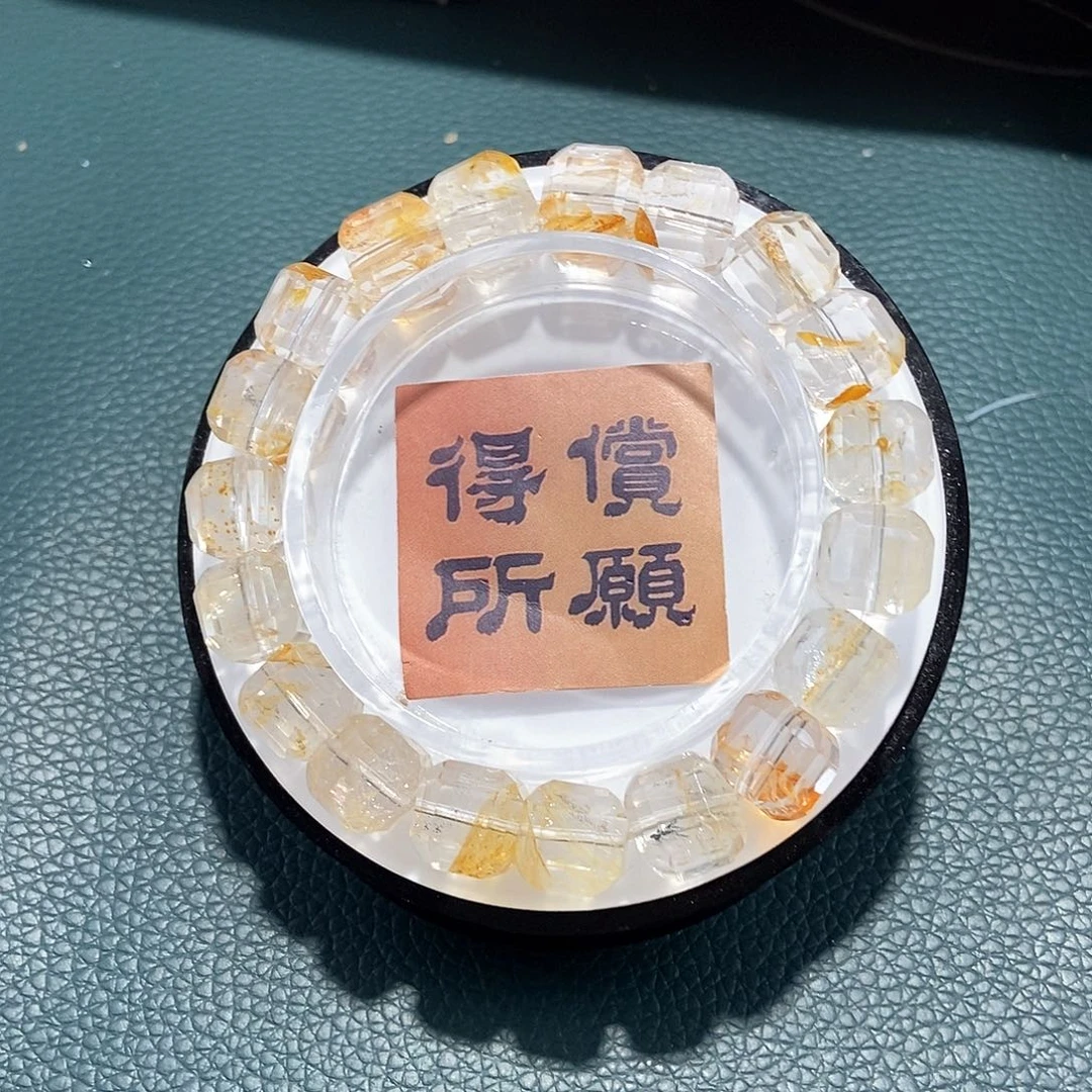 水晶手链未镶嵌大***?胶花方糖10