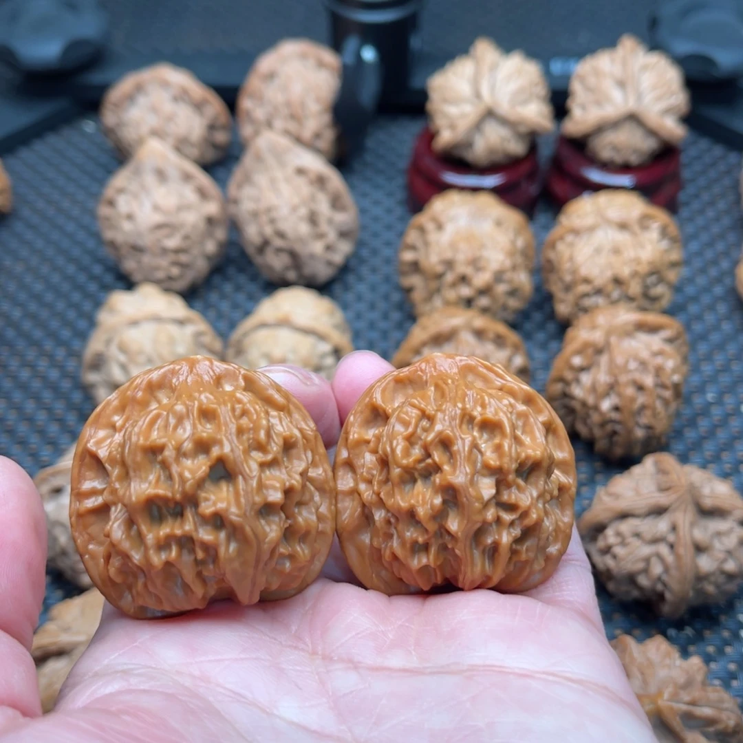 卍***卍吊坠文玩核桃天地狮子头