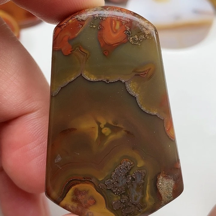 玛瑙/玉髓吊坠未镶嵌快****乐