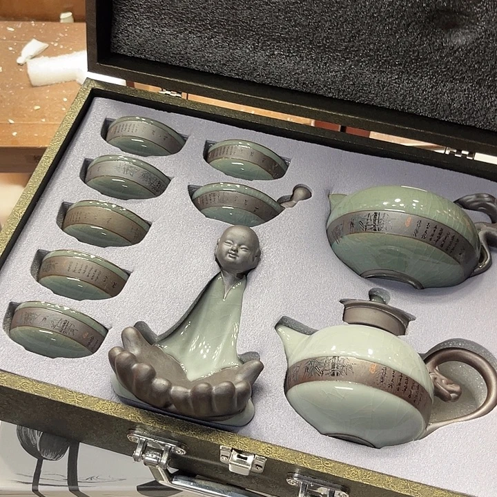 孤品茶具套装等。