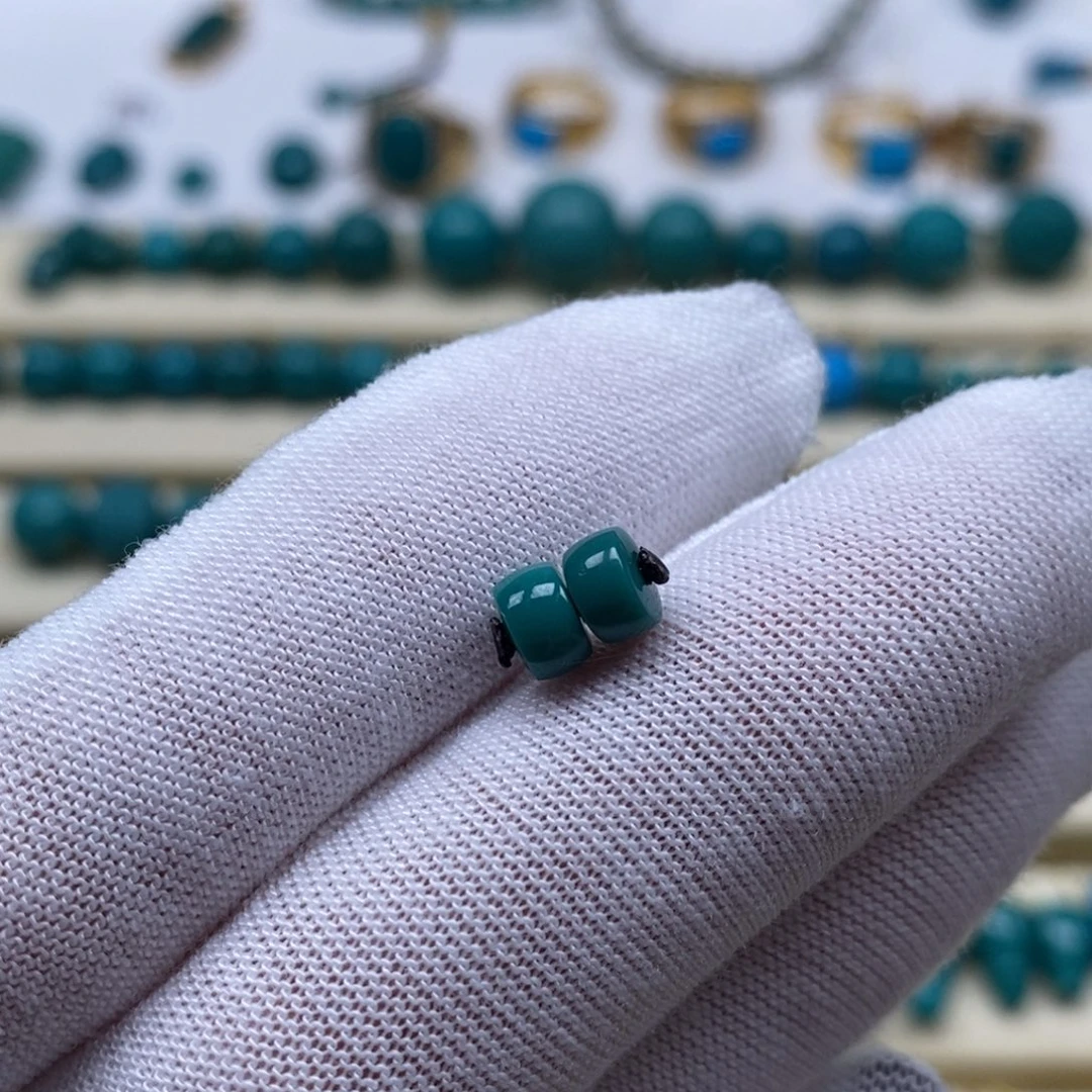 绿松石未镶嵌珠宝奇石直切对珠5.6mm