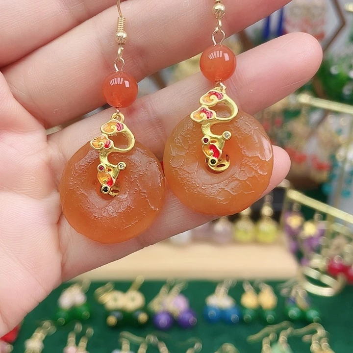 玛瑙/玉髓耳钉合金