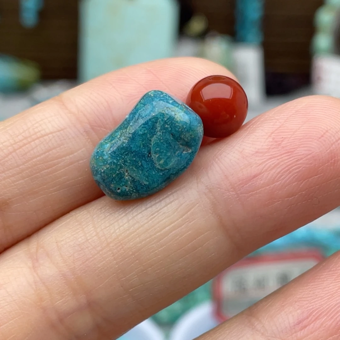 南红玛瑙未镶嵌珠宝奇石