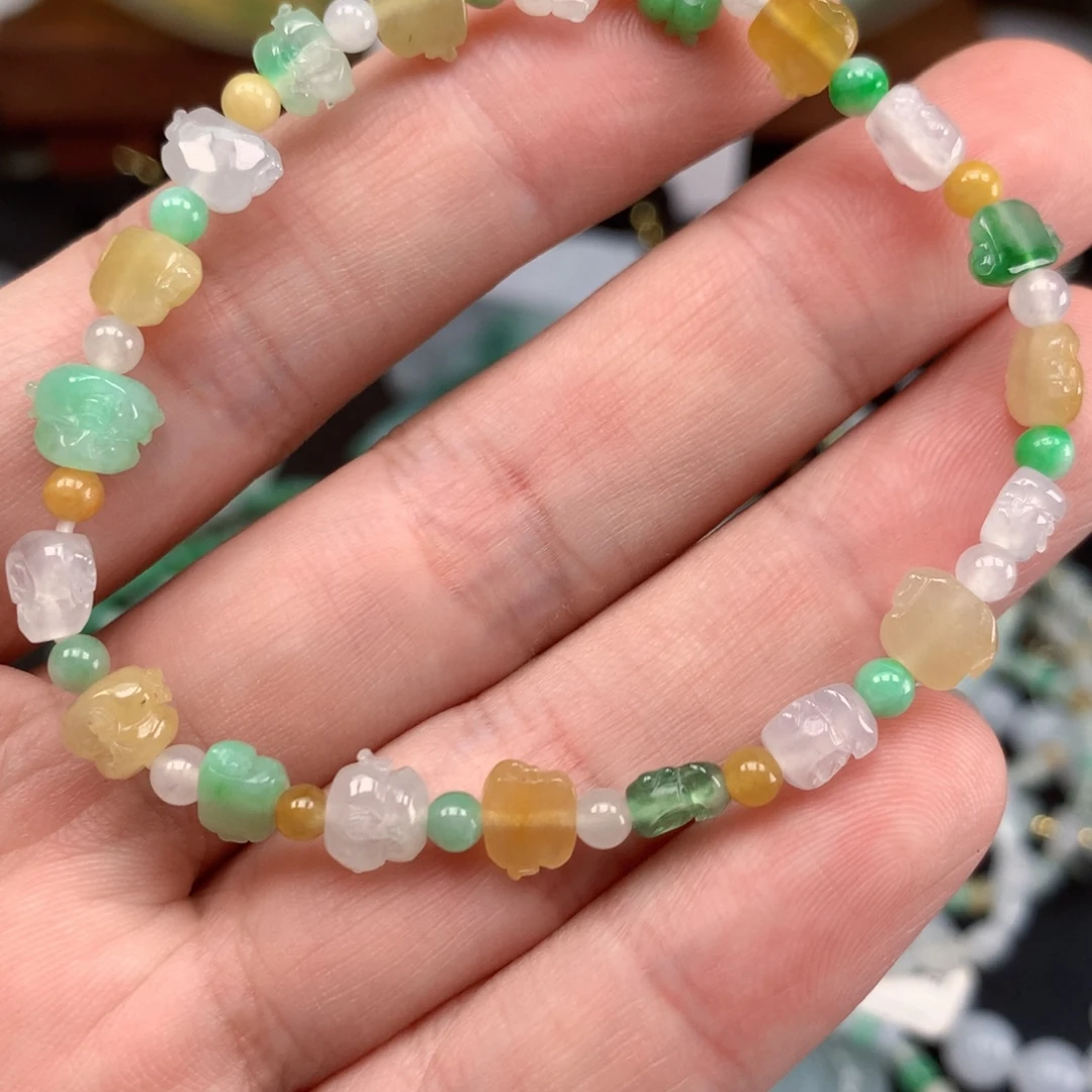 翡翠未镶嵌颈饰佛头串