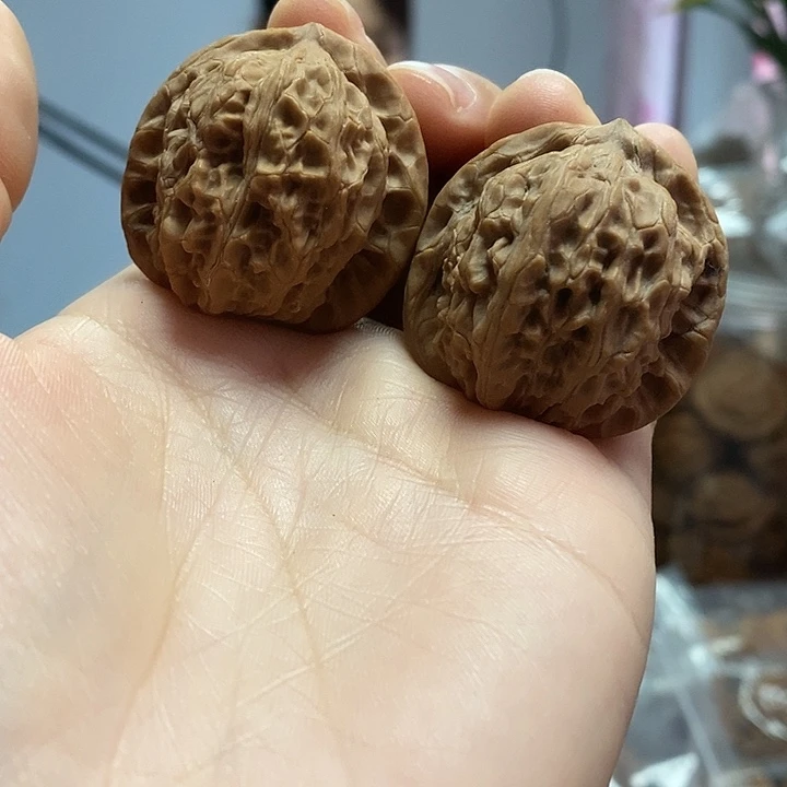 把件文玩核桃36蜡皮赤灵子油小众