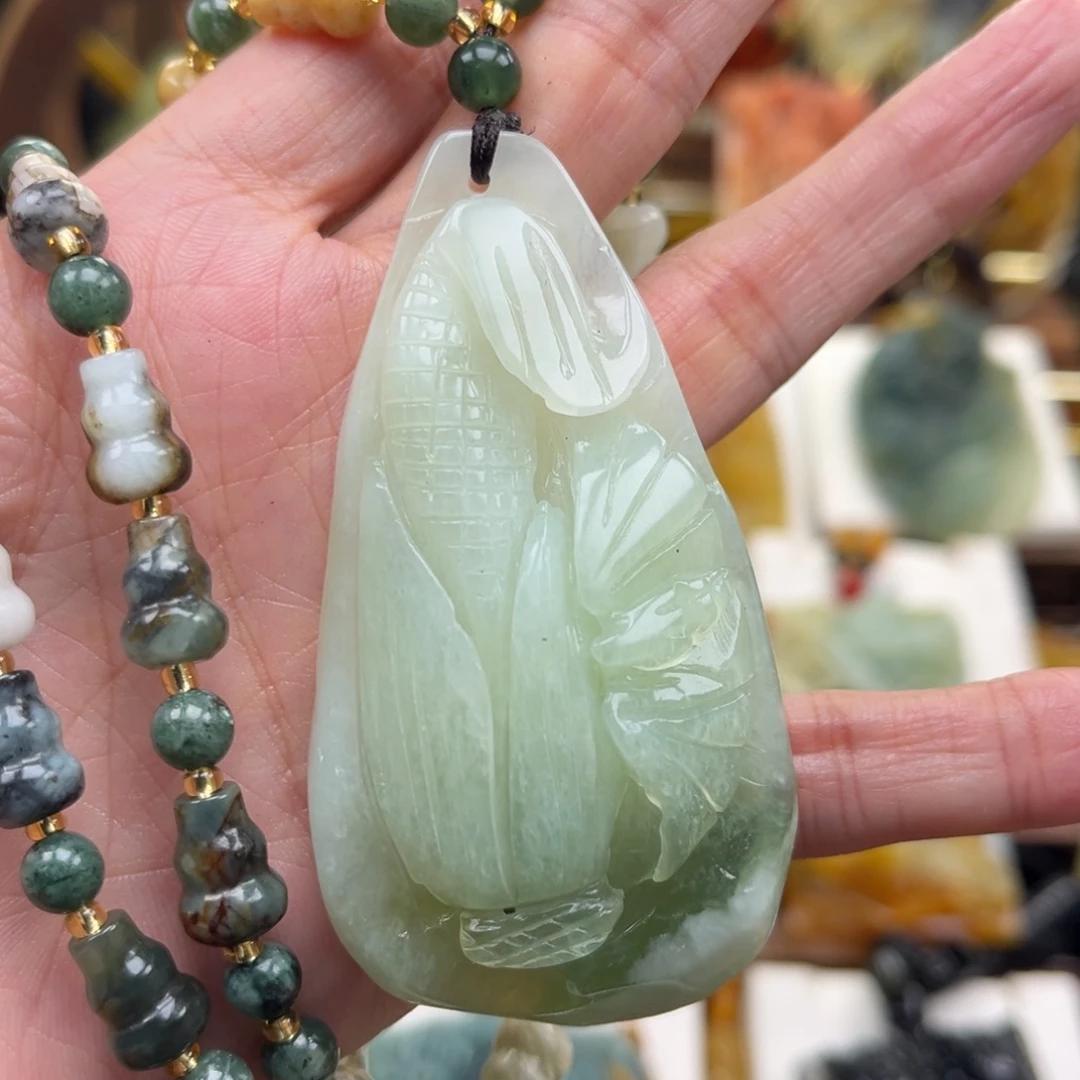 岫玉未镶嵌挂件挂件