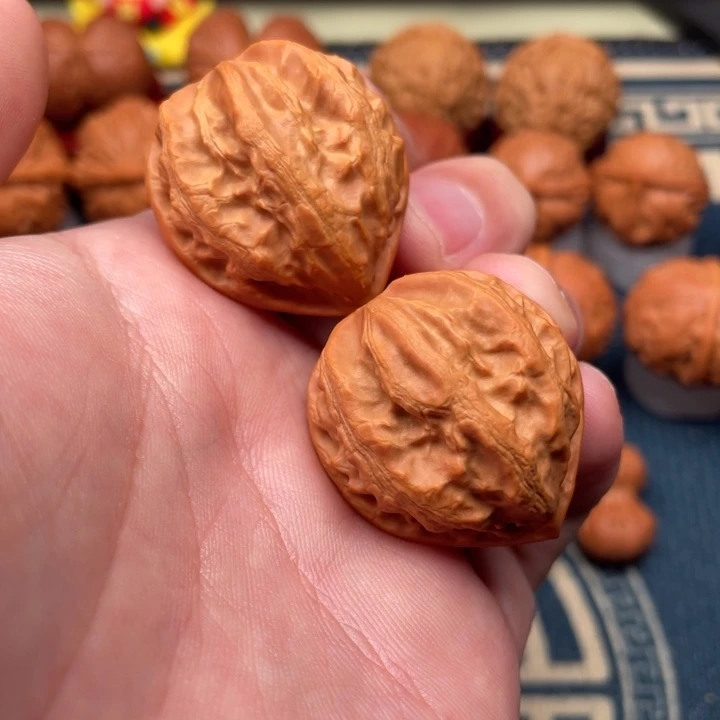 文玩核桃把件三角金蟾