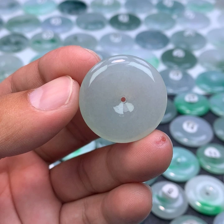 翡翠未镶嵌颈饰缅甸天然A货翡翠29.6-6.4