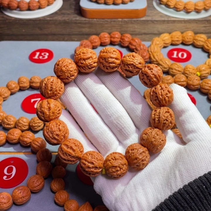 文玩核桃手串粗筋八棱