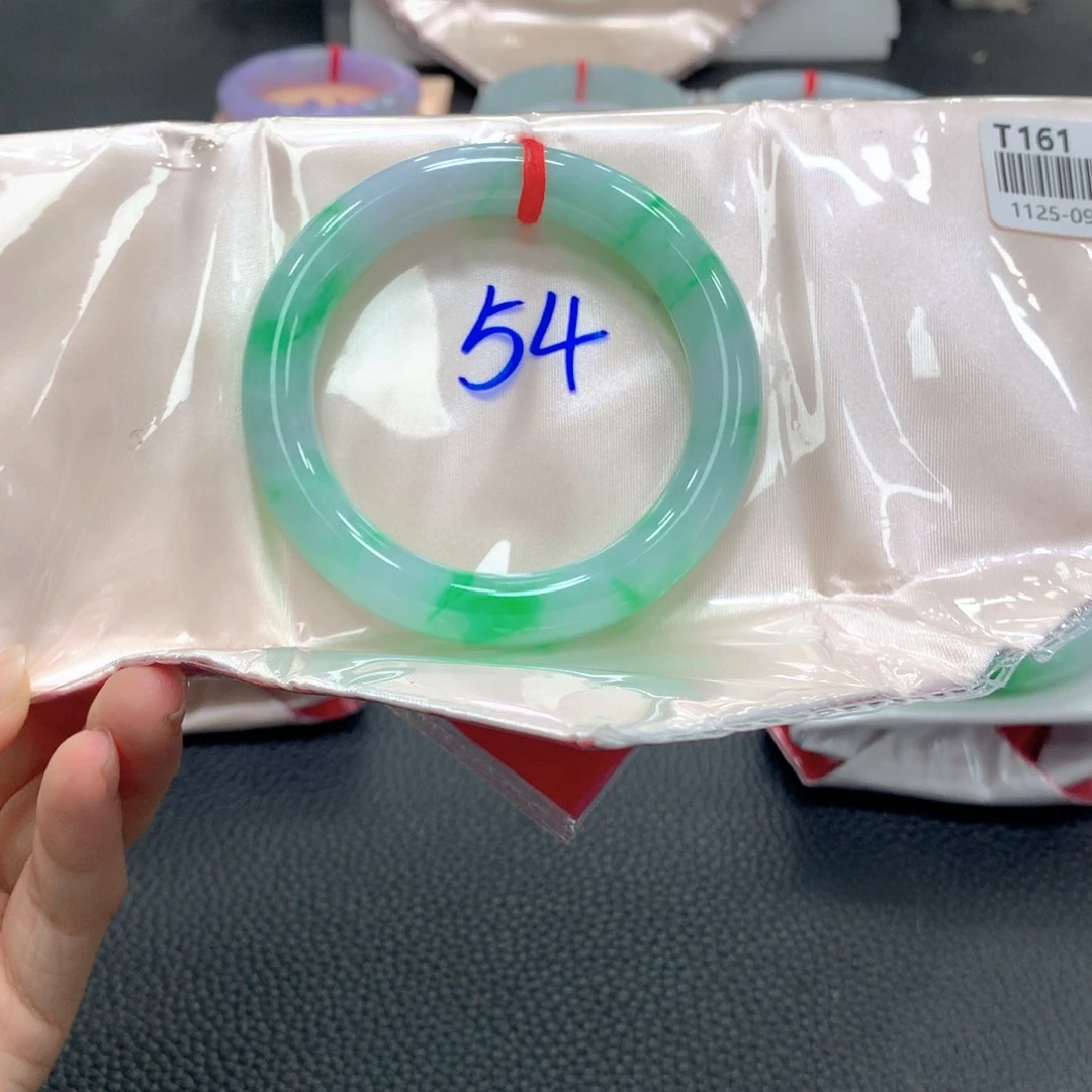 翡翠未镶嵌手镯37