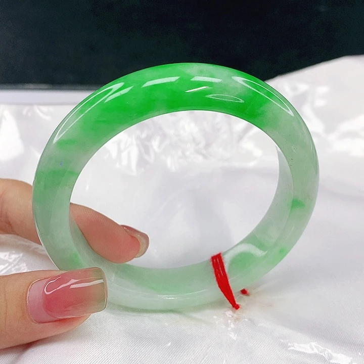 翡翠未镶嵌手镯圈55.5，34086