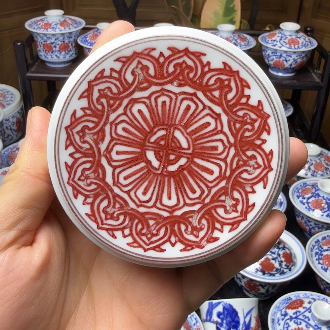 釉里红宝相盖置活动款