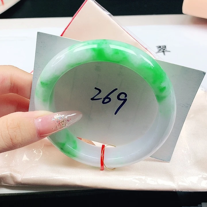 翡翠手镯未镶嵌58+