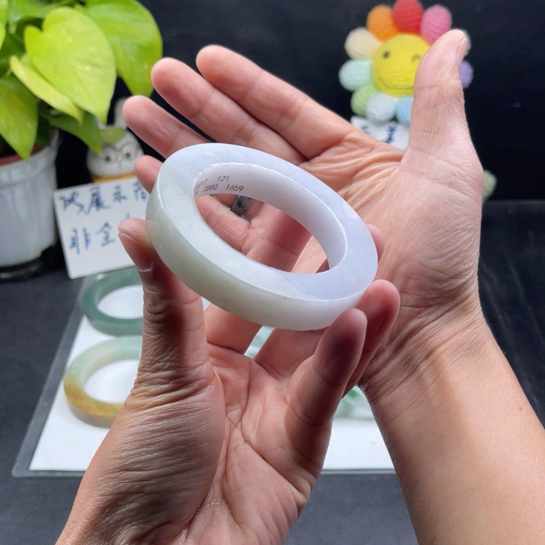 【闪购商品】定制翡翠52-59正圈未镶嵌手镯